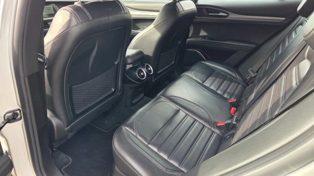 ALFA ROMEO Stelvio usata, con Interni in pelle