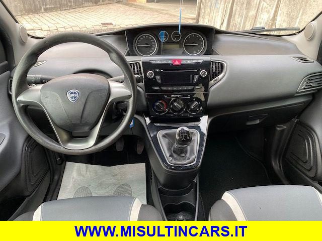 LANCIA Ypsilon usata, con Fendinebbia