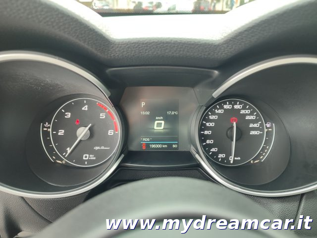 ALFA ROMEO Stelvio usata, con Fari Xenon