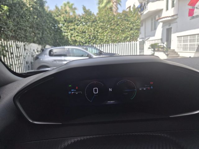 PEUGEOT 2008 usata, con Vetri oscurati
