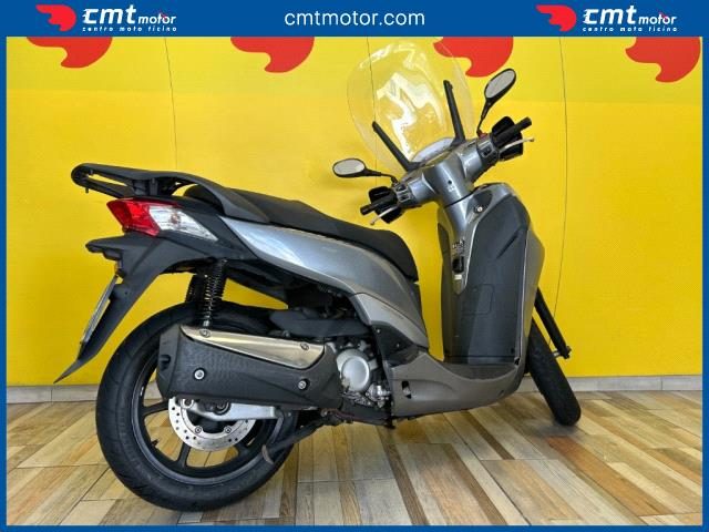 HONDA SH 300 i usata 3