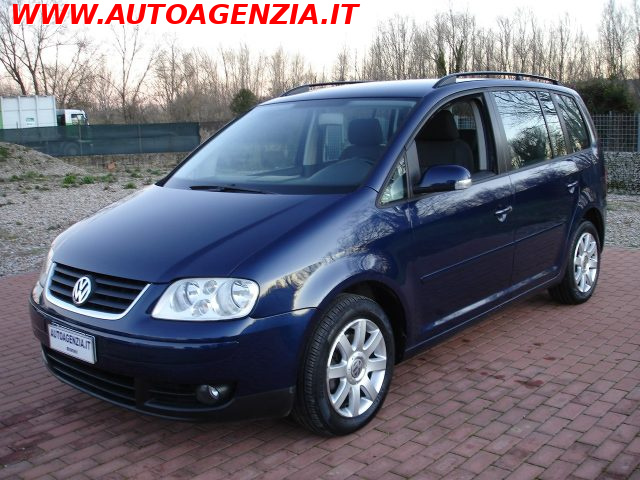 VOLKSWAGEN Touran usata 2