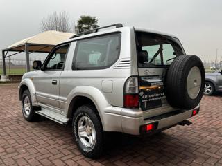 TOYOTA Land Cruiser usata, con Autoradio