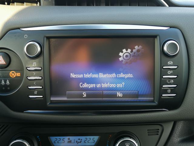 TOYOTA Yaris usata, con Volante multifunzione