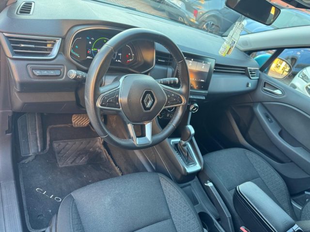 RENAULT Clio usata, con USB