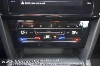VOLKSWAGEN Passat usata 16