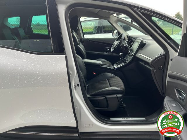 RENAULT Scenic usata, con Cruise Control