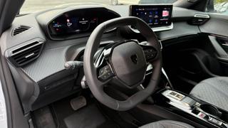 PEUGEOT 2008 usata, con Volante in pelle