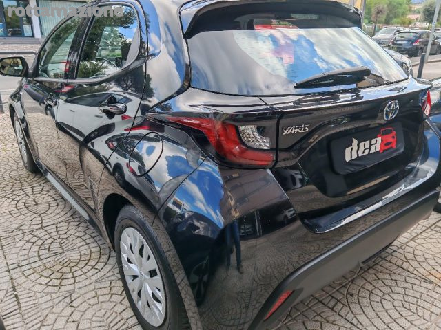 TOYOTA Yaris usata, con Autoradio