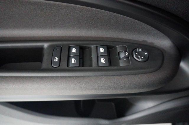 ALFA ROMEO Junior usata, con Park Distance Control