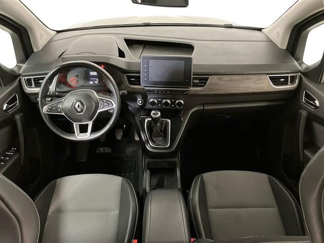 RENAULT Kangoo usata 9