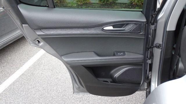 ALFA ROMEO Stelvio usata 50