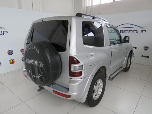 MITSUBISHI Pajero usata, con Chiusura centralizzata