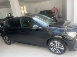 PEUGEOT 208 usata, con Autoradio