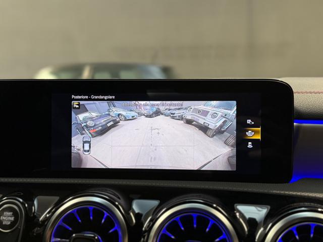 MERCEDES-BENZ CLA 250 usata, con Volante in pelle