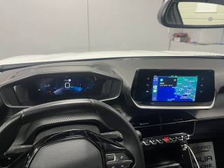 PEUGEOT 2008 usata, con Boardcomputer