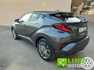 TOYOTA C-HR usata, con Telecamera per parcheggio assistito