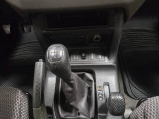 MITSUBISHI Pajero usata 23