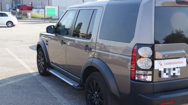 LAND ROVER Discovery usata, con Isofix