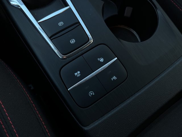 FORD Kuga usata, con Fari LED