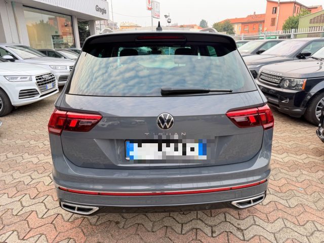 VOLKSWAGEN Tiguan usata, con Autoradio