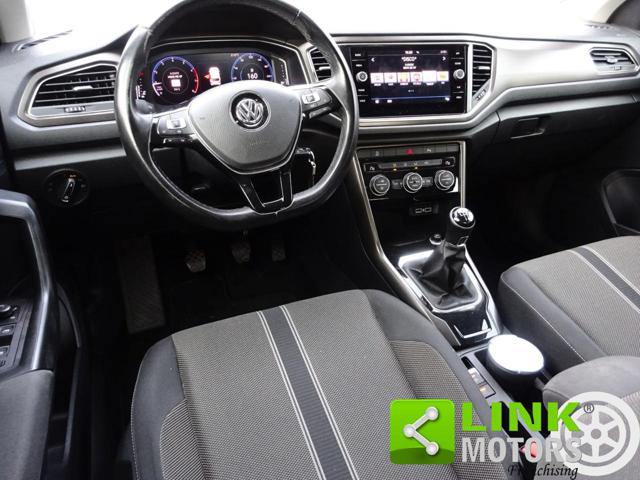 VOLKSWAGEN T-Roc usata, con Autoradio digitale