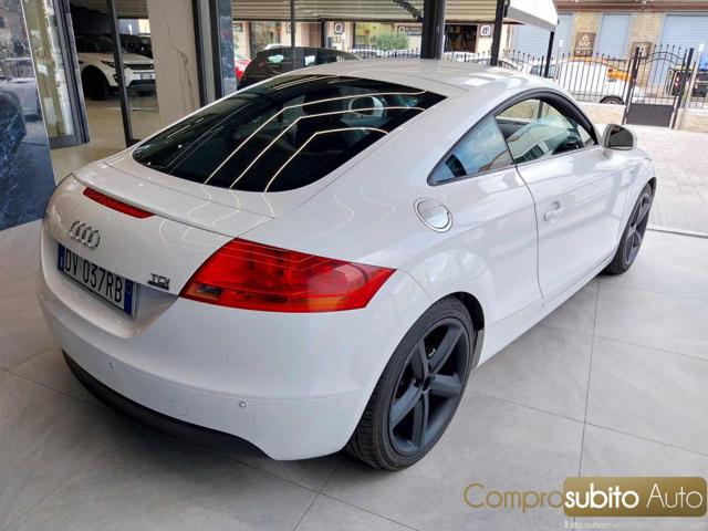 AUDI TT usata, con Autoradio