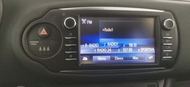 TOYOTA Yaris usata 53