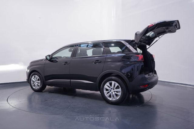 PEUGEOT 5008 usata 38
