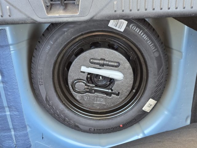 FORD Fiesta usata, con Sensori di parcheggio posteriori
