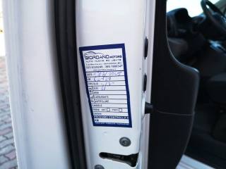 NISSAN NV200 usata, con Volante multifunzione