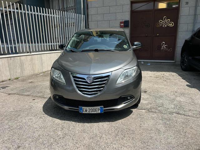 LANCIA Ypsilon usata, con ABS