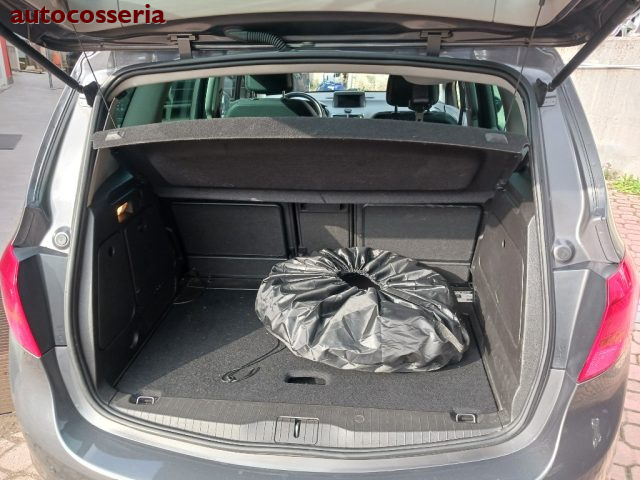 OPEL Meriva usata, con Autoradio