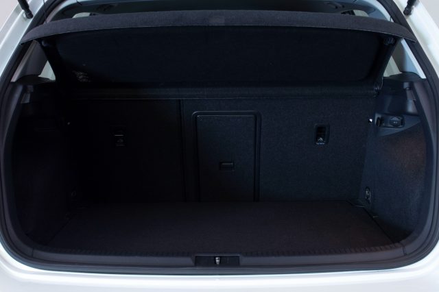 VOLKSWAGEN Golf usata, con Cruise Control