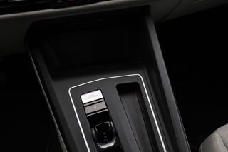 VOLKSWAGEN Golf usata, con ESP