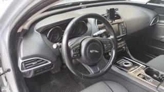 JAGUAR XE usata, con Regolazione elettrica sedili