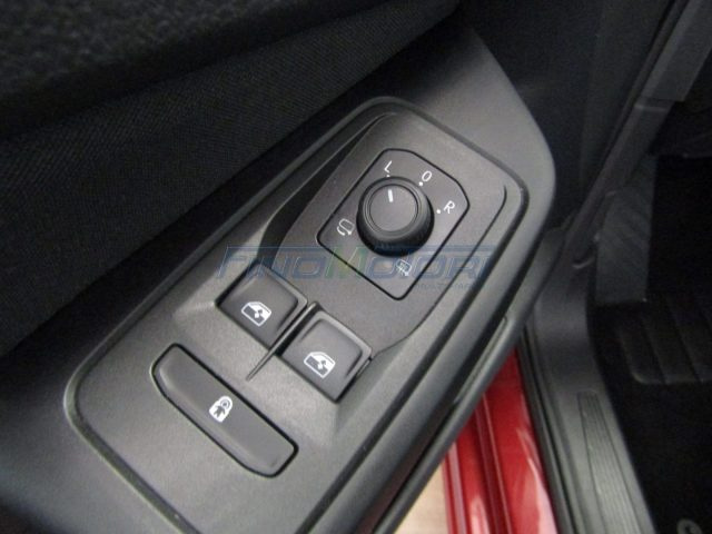 FORD Tourneo Connect usata, con Park Distance Control