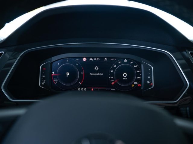 VOLKSWAGEN Tiguan usata, con Autoradio digitale