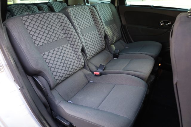 RENAULT Scenic usata 76