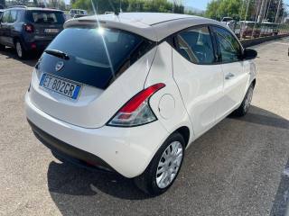 LANCIA Ypsilon usata, con Controllo trazione