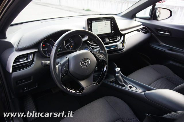 TOYOTA C-HR usata, con Climatizzatore