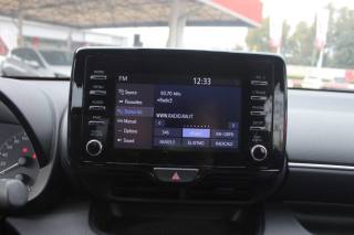 TOYOTA Yaris usata, con Airbag testa