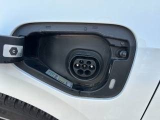 VOLKSWAGEN Golf usata, con USB