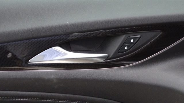 OPEL Insignia usata, con Freno di stazionamento elettrico