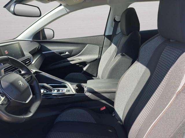 PEUGEOT 3008 usata, con Climatizzatore