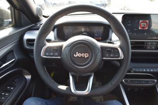 JEEP Avenger usata, con USB
