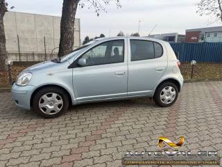 TOYOTA Yaris usata, con Alzacristalli elettrici