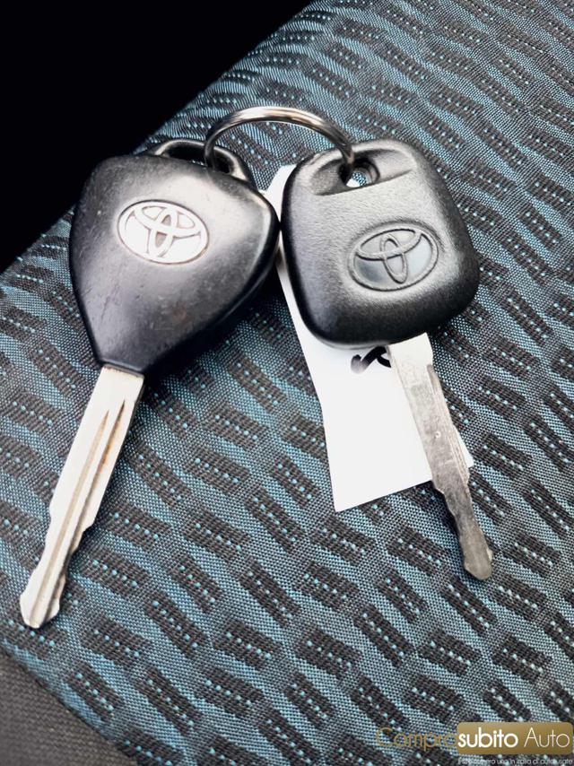 TOYOTA Yaris usata, con Immobilizzatore elettronico