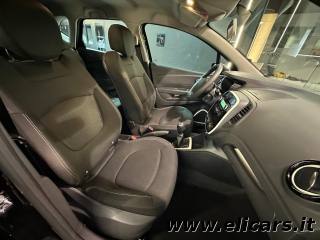 RENAULT Captur usata, con USB