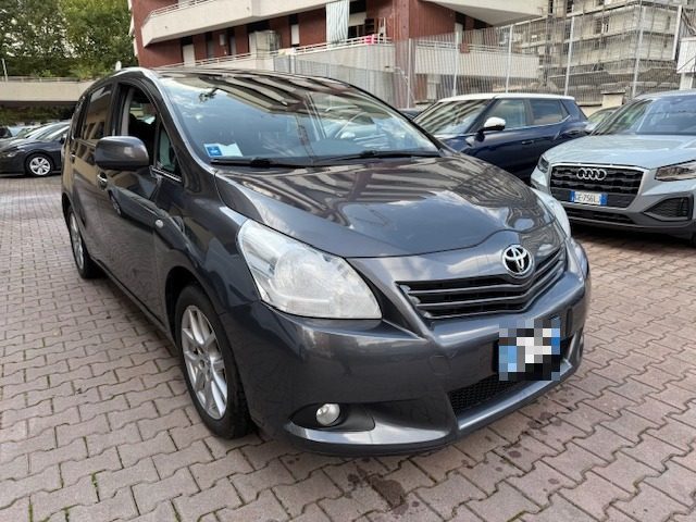 TOYOTA Verso usata, con Airbag laterali